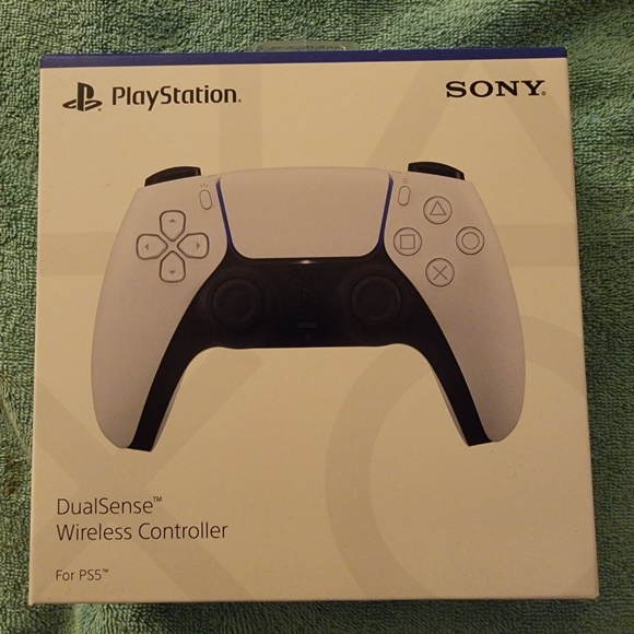 Play Station 5 Duel Sense Wireless Controller. - Picture 1 of 2